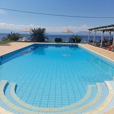 Hotel Iria Beach Екстер'єр фото